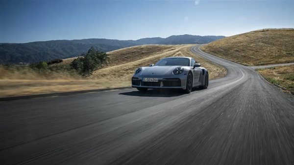 سيارة بورشه