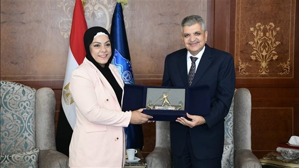 جانب من التكريم