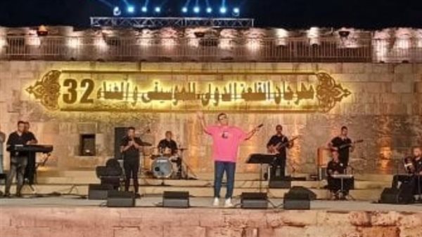 حفل إيهاب توفيق بمهرجان