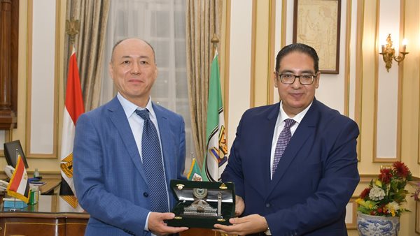 رئيس جامعة القاهرة