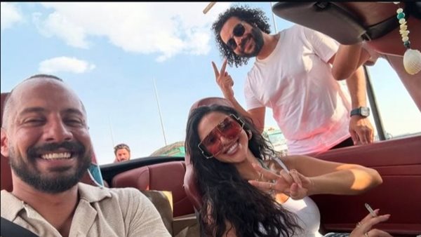 عمرو وهبة وآية سماحة