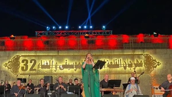 حفل نادية مصطفى بمهرجان