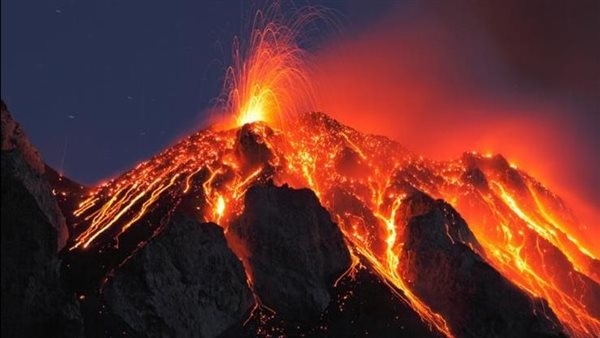 ثوران بركان 