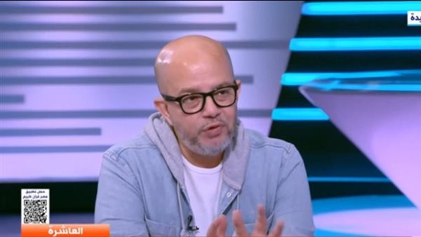 الكاتب عمر طاهر