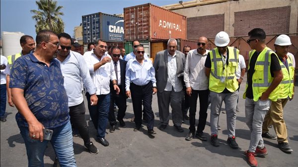 جولة المحافظ