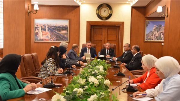 لقاء محافظ بورسعيد