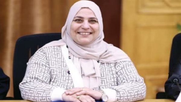  الدكتورة حنان عبد