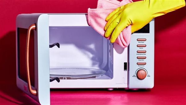 تنظيف الميكروويف