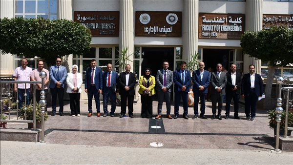 جانب من أعمال اللجنة