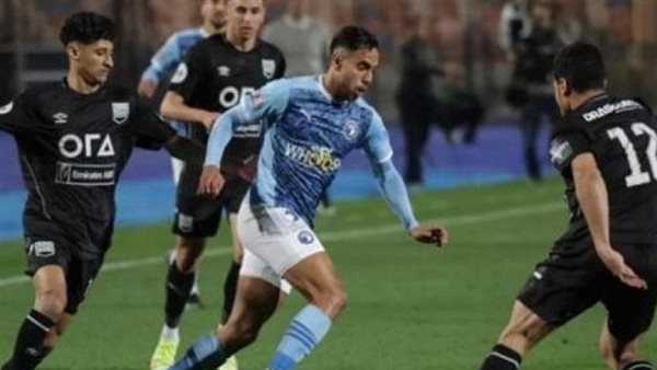 زد وبيراميدز