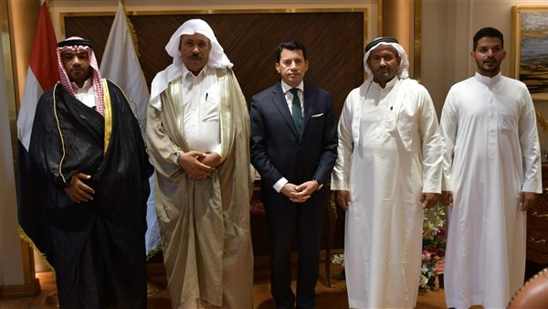 وزير الشباب ومجلس