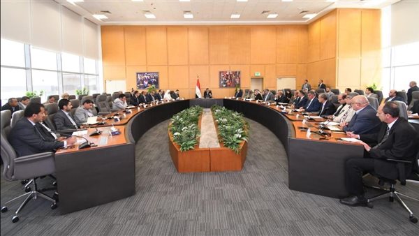 اجتماع وزير الإسكان