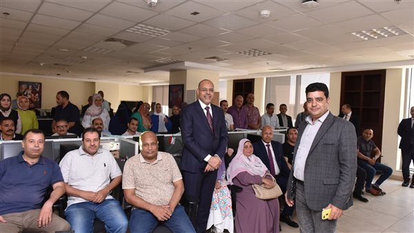 وزير العمل تنظيم