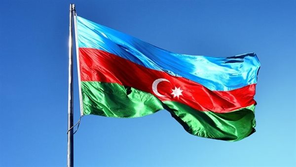علم أذربيجان 