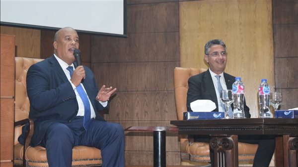 زيارة وزير التموين