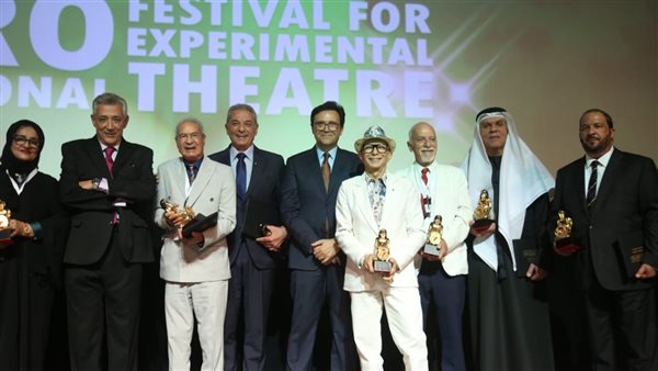 تكريم عدد من المبدعين