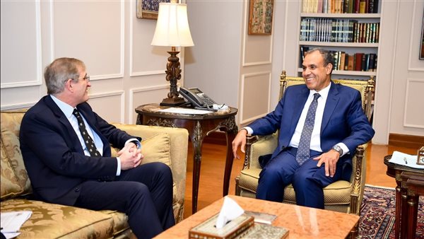 لقاء وزير الخارجية