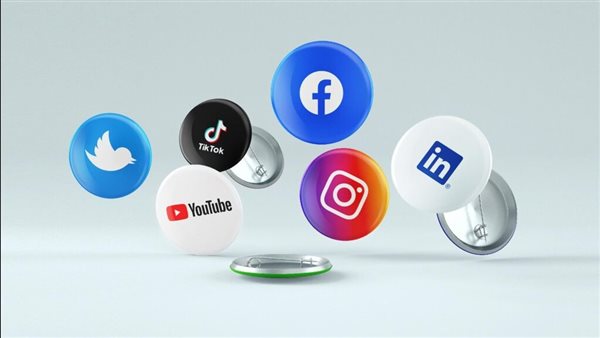 السوشيال ميديا