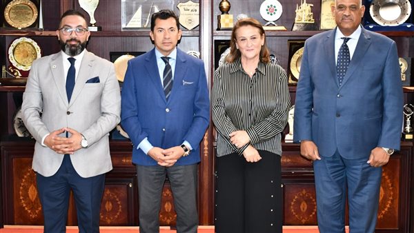 جانب من اللقاء