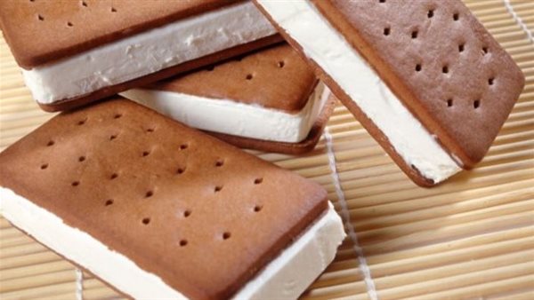 آيس كريم ساندوتش