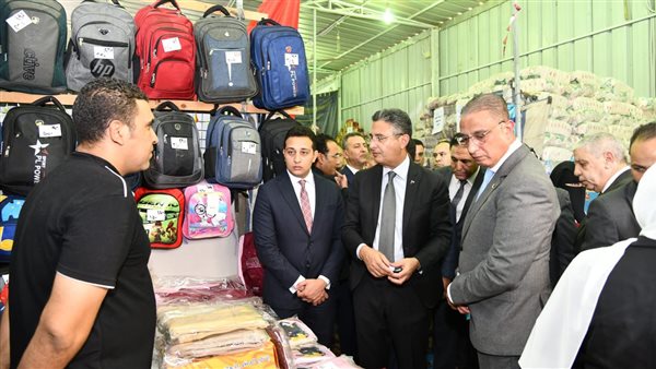 وزير التموين ومحافظ