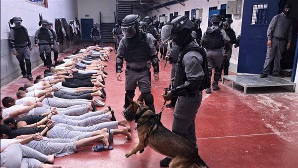 سجون الاحتلال