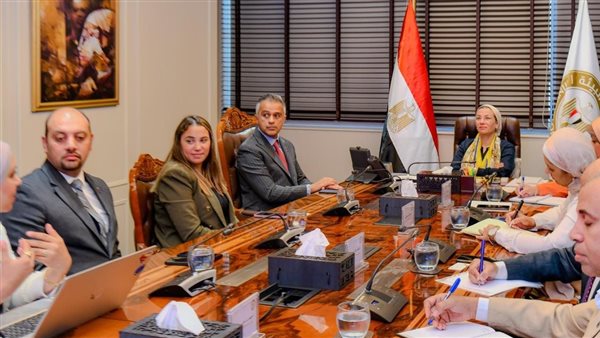 وزيرة البيئة