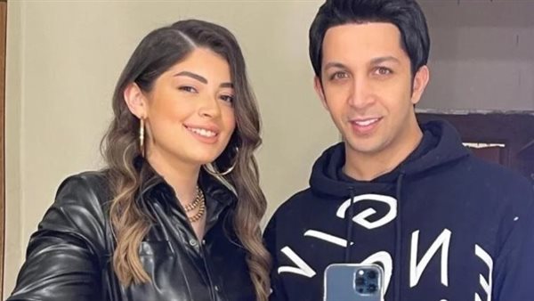 هشام جمال وخطيبته