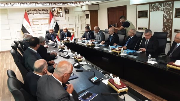 وزير الصناعة