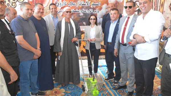 محافظ البحيرة