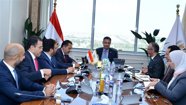 الدكتور شريف فاروق