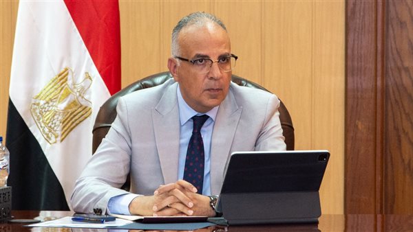 وزير الموارد المائية