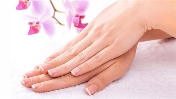 تشقق الأظافر