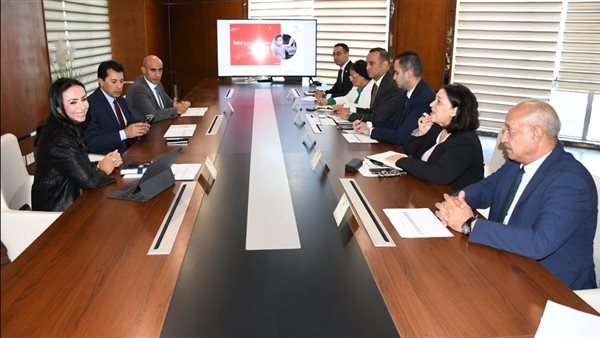 لقاء وزير الشباب