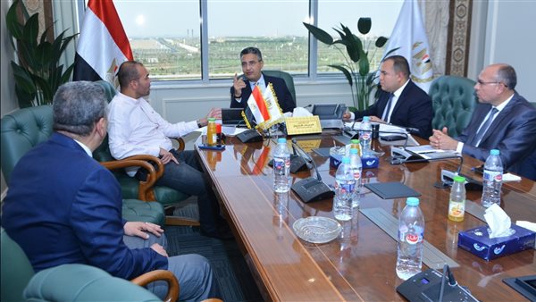 لقاء وزير التموين