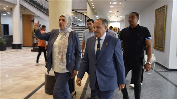 محافظ بورسعيد 