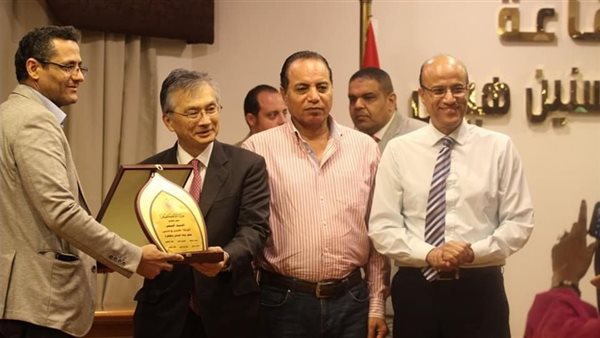  السفير اليابانى