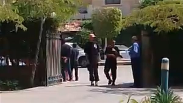 لحظة وصول جثمان إيهاب