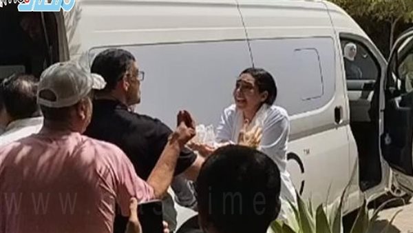 انهيار بنات الكابتن