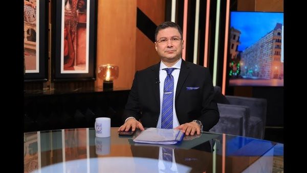 الدكتور أيمن غنيم،