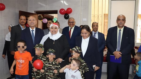 محافظ القاهرة خلال