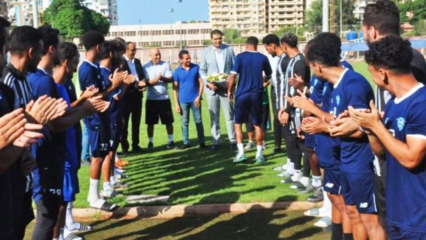 الممر الشرفى من زملاء