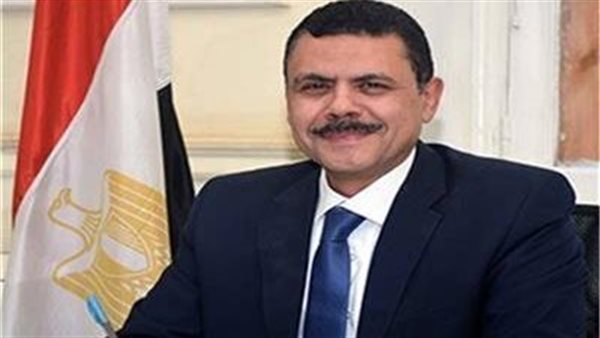 الدكتور أحمد أبو