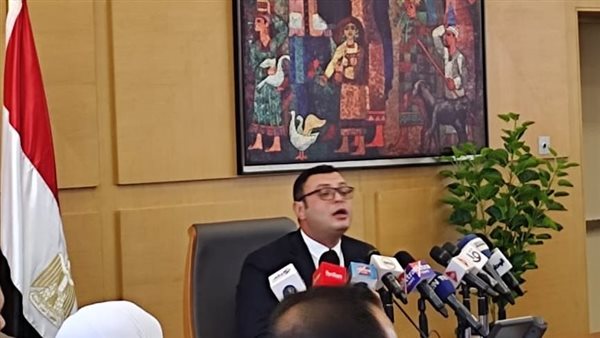 وزير الإسكان 