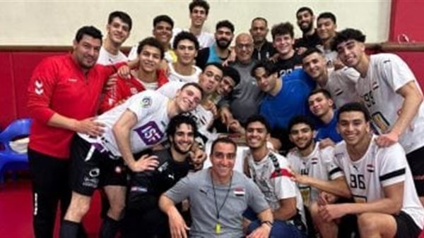 منتخب اليد 2004