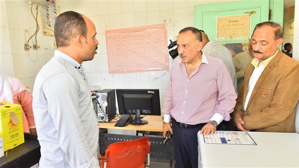 محافظ أسيوط يتفقد