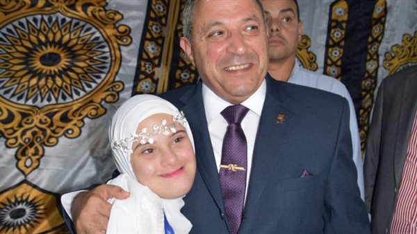 محافظ بورسعيد يشهد