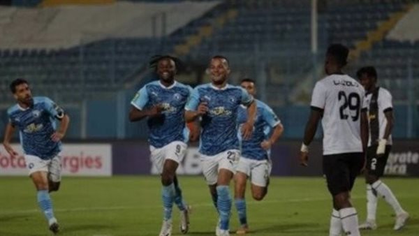 بيراميدز والجيش الرواندي