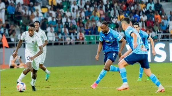 بيراميدز والجيش الرواندي