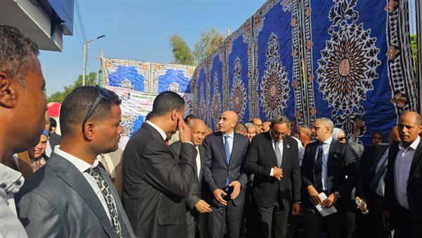 وزير التربية يتفقد